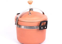 Terracotta earthen 4 liter cooker